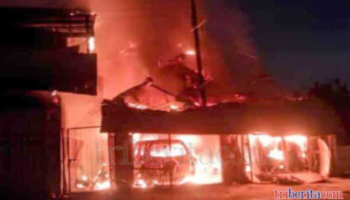 Pom Bensin mini Ludes terbakar hebat.! 1 unit mobil hangus terbakar