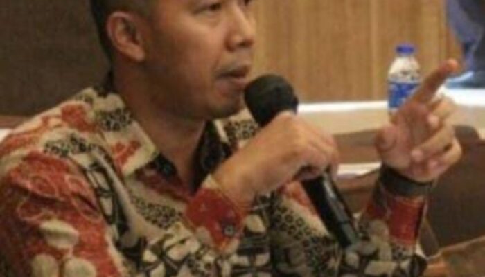 Dinilai Gagal Memimpin, Pasangan Walikota Cilegon Diminta Mundur