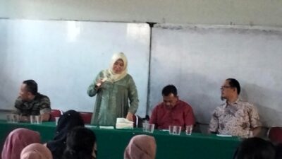 Gemelut sejumlah wali murid SMAN 1 Sukatan, Kabupaten Bekasi Jawa Barat, mengeluhkan biaya yang dikeluarkan untuk kegiatan wisata study tour ke Jogjakarta
