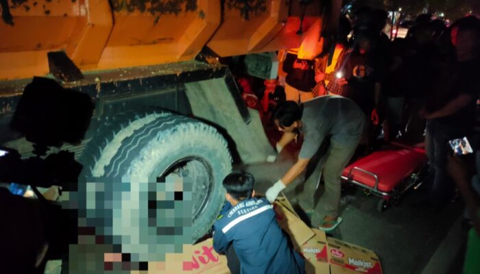 Breaking News! Seorang Pemotor Tewas Terlindas Dump Truk di Jalan Pantura Bekasi