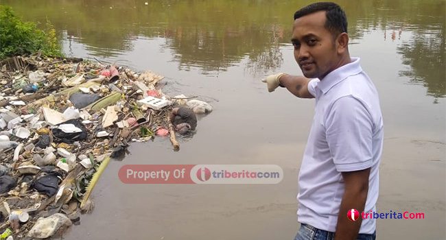 Kabupaten Bekasi digegerkan dengan penemuan mayat perempuan tanpa identitas dibantarkan kali (CBL), Kampung Pulo Puter, RT002/001, Desa Srimahi, Kecamatan Tambun Utara, Kabupaten Bekasi.