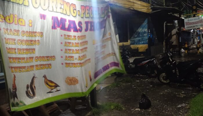 Penjual Nasi Goreng – Pecel Lele di Cikarang Keluhkan Kelangkaan Minyak dan Beras