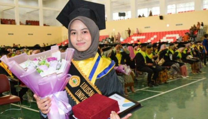 Nidya Julianar Salman, Lulusan Termuda dan Terbaik dari Untirta dengan IPK 3.88