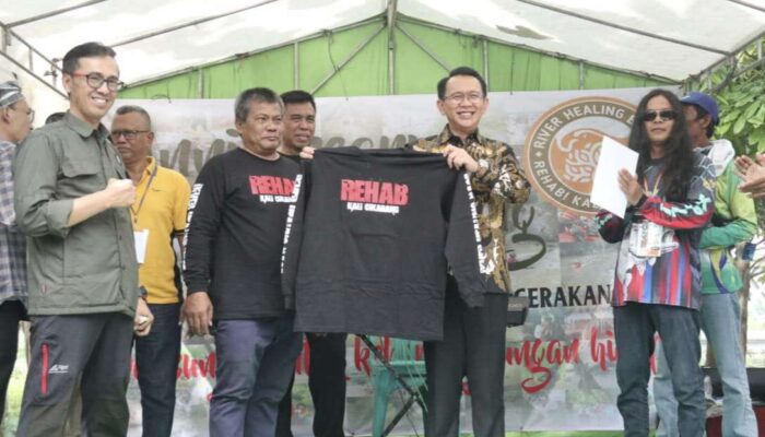 Pj Bupati Bekasi Berencana Membuat Sekolah Sungai, Dukung Komunitas Rehab Kali Cikarang