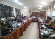 Konflik Sengketa Lahan Warga Ciampel dengan Perum Perhutani, Komisi I dan III DPRD Karawang Gelar RDP