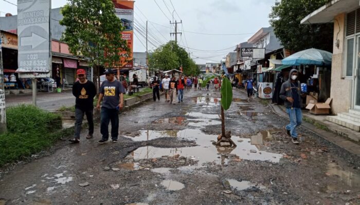 Akses Jalan Buruk Seret nama PT Duta Putra Mahkota, DPRD Kabupaten Bekasi Cari Solusi untuk Warga Puri Cendana