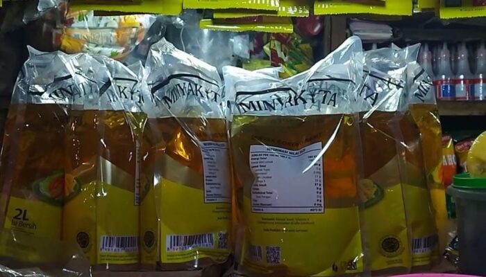 Menjerit, Kelangkaan MinyaKita Awal Tahun Dikeluhkan Masyarakat di Bekasi “Harganya Selangit”