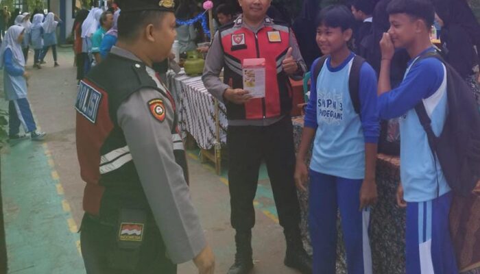 Cegah Kenakalan Remaja, Samapta Polres Pandeglang Sambangi Sekolah