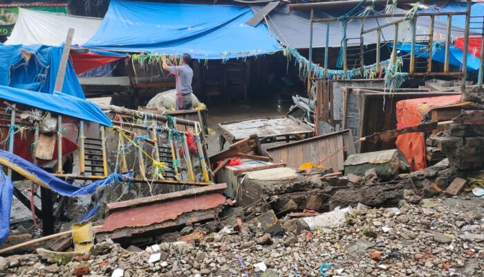 Miris, Akibat Hujan Deras, Tembok Rapuh di SGC Cikarang Ambruk Seret nama Dishub Kabupaten Bekasi