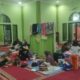 pengungsi di perumahan Vila Kencana Cikarang (VKC), satu dari sekian perumahan yang terkena dampak banjir, meliputi dua Desa yakni Desa Sukajadi Kecamatan Sukakarya dan Karang Sentosa Kecamatan Karang Bahagia.