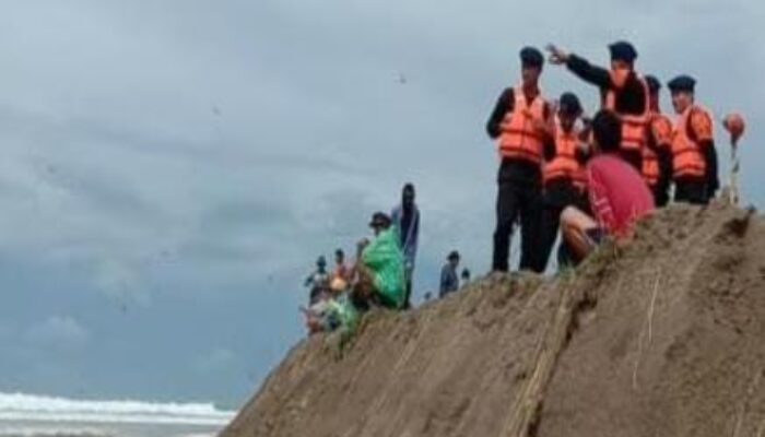 Memasuki Hari Kedua, Korban Hanyut di Sungai Cisiih Banten Belum Ditemukan