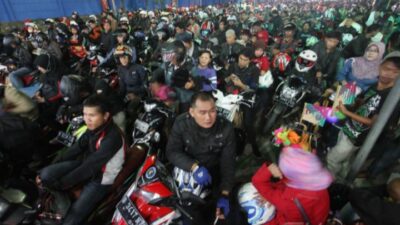 Pemudik motor tujuan pulau Sumatera memadati Pelabuhan ASDP Merak, pada mudik Lebaran 2022 lalu. (Foto : Daeng Yusvin)