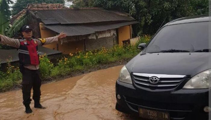 Akibat Diguyur Hujan, Kampung Kedawung Terendam Banjir