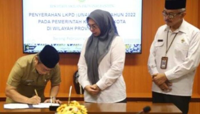 Pemkot Serang Serahkan LKPD Tahun 2022 Kepada BPK Perwakilan Provinsi Banten