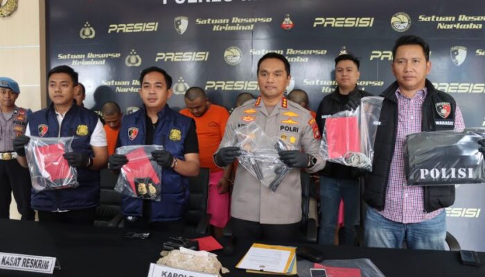 Tim Gabungan, Polres Metro Jakarta Barat Behasil Bekuk Kawanan Polisi Gadungan