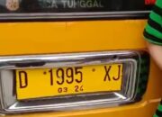 Viral, Video Detik-detik Sopir Angkot Dihakimi Massa usai Menabrak 3 Pemotor dan Rumah di Bandung Barat