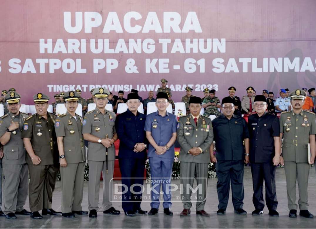 Satuan Polisi Pamong Praja (Satpol PP) dan Satlinmas Kabupaten Bekasi berhasil meraih penghargaan Satpol PP Kabupaten/Kota di Jawa Barat Tahun 2023. (foto: Dok. Forkopimda Bekasi)
