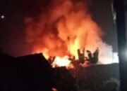 Suami Melaut, Istri Main Dirumah Tetangga, 2 Rumah Ludes Dilalap si Jago Merah