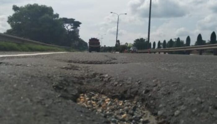 Pengguna Tol, Sebut Jalan Tol Tangerang – Merak Jalan Tengkorak Hantui Nyawa