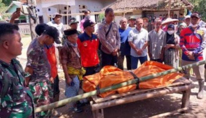 4 Hari Pencarian, Warga Tertimbun Longsor Berhasil Ditemukan