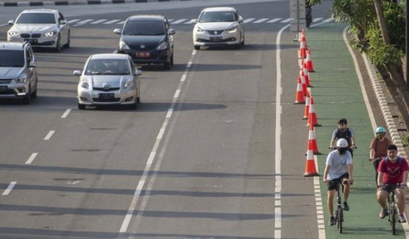 Perdana di bulan puasa Ramadhan 1444 H Bersamaan dengan Hari Suci Nyepi 2023. Sejumlah ruas jalan di Kota Bekasi dan Jakarta lenggang. (foto: @tmcpoldametro )