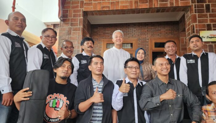 Jarwo Center Diterima Silaturahmi Dirumah Masa Kecil Ganjar Pranowo