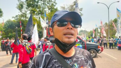 Dede Rahmat, Ketua FSPMI Bandung Barat (foto: Abdul Kholilulloh)