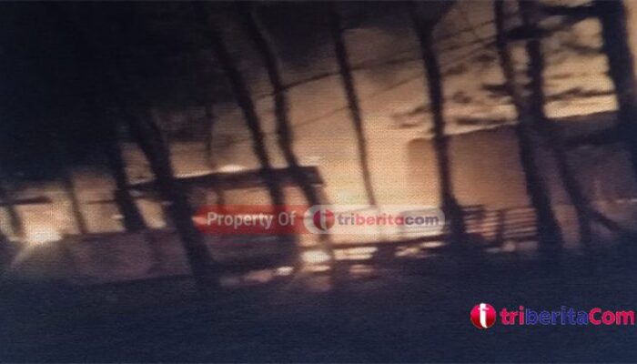 Penghujung Bulan Ramadhan, 4 Warung di Pantai Larangan Tegal Ludes Terbakar