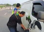 Serba Serbi Mudik, Aksi Heroik Polsek Karawang Kota Bantu Supir Kehabisan Bensin