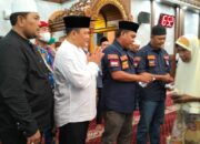 Peringati HUT ke- 16 Laskar NKRI, Buka Puasa dan Santuni Yatim serta Jompo di Masjid Agung Karawang