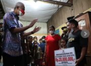 Relawan Ganjar Pranowo di Banten Gelar Pasar Murah Sembako