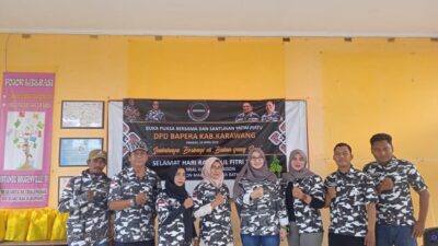 DPD Barisan Pemuda Nusantara (Bapera) karawang, menggelar acara buka bersama (bukber) sekaligus santunan anak yatim piatu. (Foto: Andika)