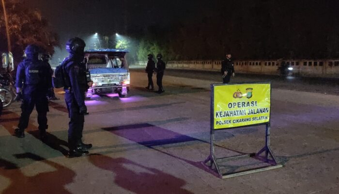 Tekan Angka Kejahatan Jalanan, Polsek Cikarang Selatan Gandeng Brimob Gelar Operasi Rutin