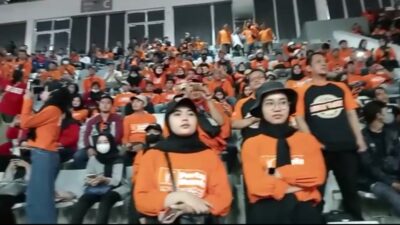 Ribuan buruh padati Istora Senayan Jakarta pada hari buruh internasional (1/05/2023)