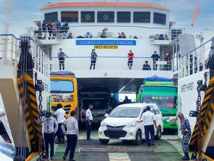 Foto : ASDP secara masif mengampanyekan Safety Habit 3J