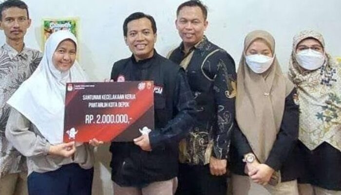 Petugas Pantarlih Digigit Anjing Saat Bertugas, KPU Depok Berikan Bantuan