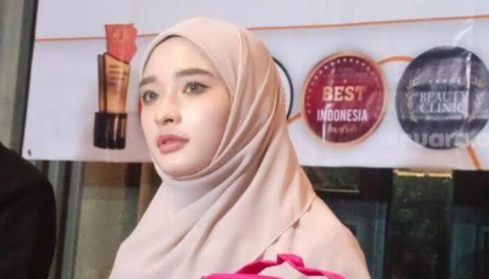 Hotman Paris Siap Pasang Badan Membantu Perkara Perceraian Inara Rusli dan Virgoun
