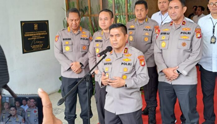 Kapolda Metro Jaya Instruksikan Jajarannya Agar Profesional Dalam Melayani Masyarakat