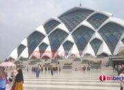 Masjid Al Jabar Menjadi Salah Satu Destinasi Wisata Religi di Kota Bandung Jawa Barat