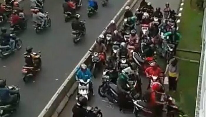 Nekat Masuk Jalur Busway, Polisi Akan Tindak Dengan Tilang Manual