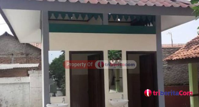 Salah satu WC sultan yang ada di Kabupaten Bekasi. (Foto: Muh. Bakhtiar)