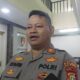 Kapolsek Kalideres AKP Syafri Wasdar, menjelaskan pihaknya mengamankan seorang remaja yang kedapatan membawa sajam dan menggunakan kendaraan tanpa plat. (Foto: Fathar)