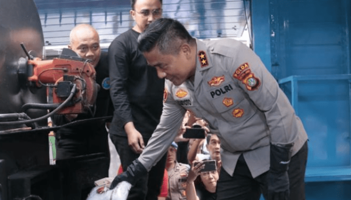 Sambut HUT Bhayangkara Ke-77, Polda Metro Musnahkan Barang Bukti Narkoba
