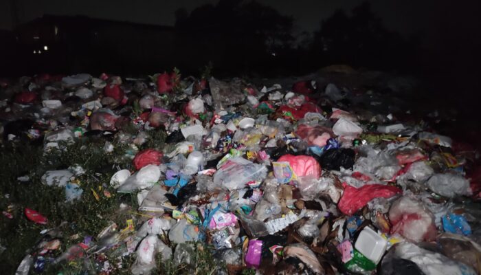 Momen Hari Lingkungan Hidup, Tumpukan Sampah Bau Busuk Masih Dikeluhkan Warga Cikarang Barat