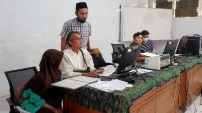 Suasana PPDB di SMA Negeri 1 Cikarang Utara, Kabupaten Bekasi berjalan dengan lancar dan sesuai dengan aturan dari Pemerintah Provinsi Jawa Barat, pada Jum'at 9 Juni 2023. (Foto: Muh. Bakhtiar)