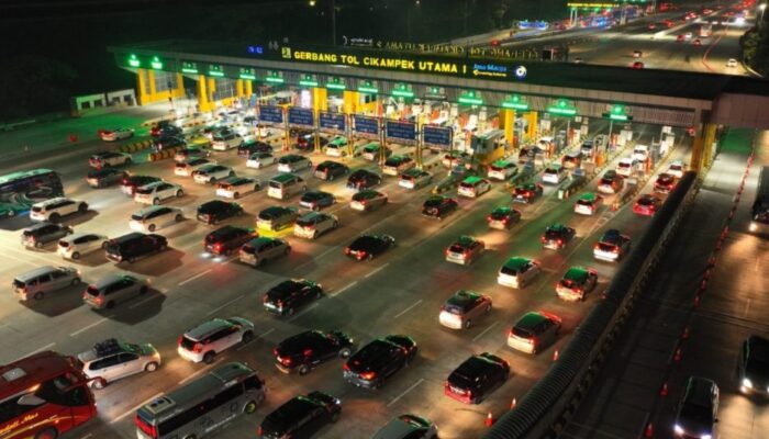 Ribuan Kendaraan Tinggalkan Jabodetabek pada momen Long Weekend Pekan Ini