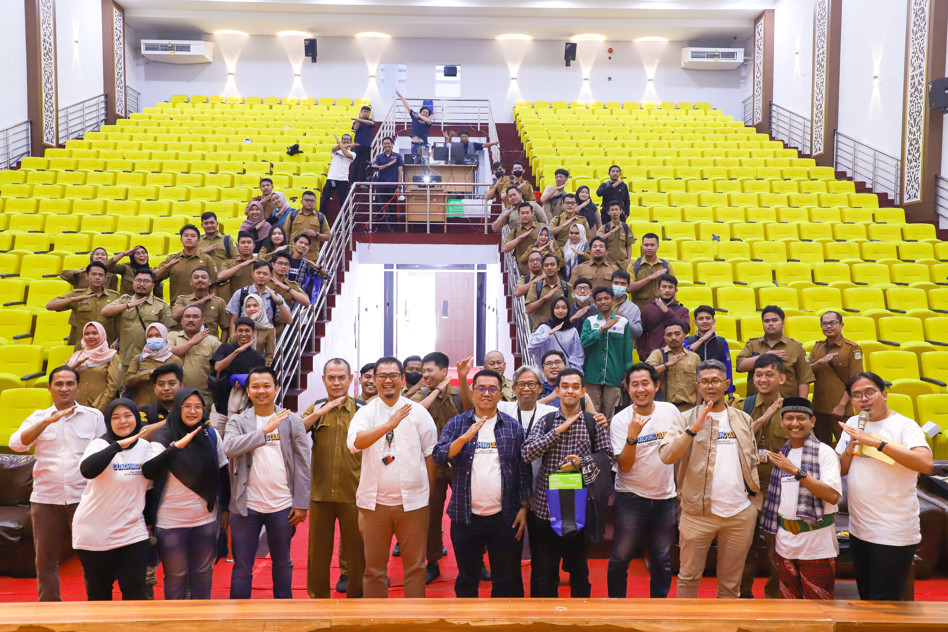Diskominfosantik Kabupaten Bekasi menggelar Coaching Clinic Lomba Desain Logo Hari Jadi Kabupaten Bekasi Ke-73 di Graha Pariwisata, Cikarang Timur, pada Selasa (27/06/2023). FOTO : WULAN MY/NEWSROOM DISKOMINFOSANTIK.