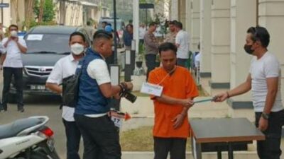 Bareskrim Polri ungkap fakta baru saat rekonstruksi pabrik produksi ekstasi jaringan internasional di Tangerang. (Foto: Daeng Yusvin)