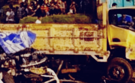 Kecelakaan lalu lintas yang melibatkan kendaraan Patwal Dan Wabup di perlintasan Ciamis - Banjar. (Foto: Fathar)