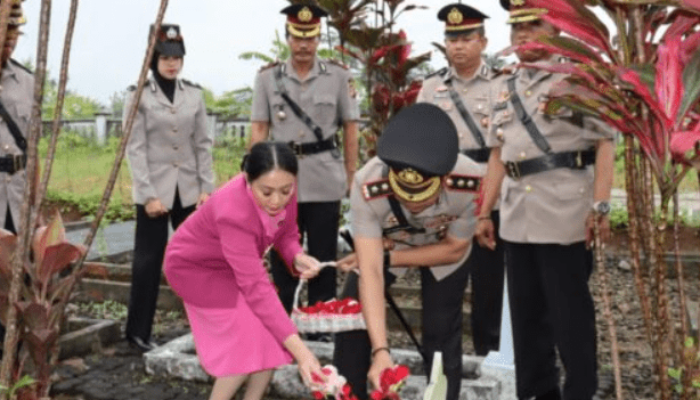 Kapolres Ciamis Beserta Jajaran Laksanakan Ziarah Ke TMP